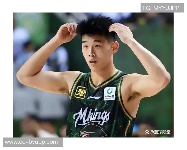 媒体人分析林葳适应NCAA比赛强度与增肌带来的挑战与影响